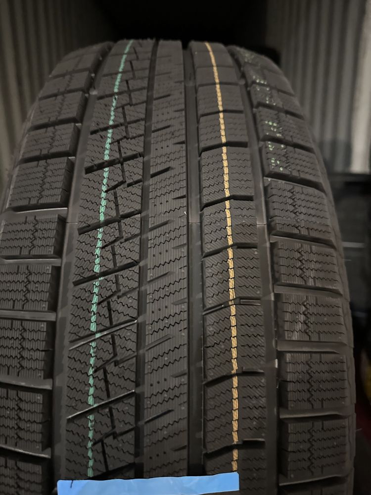 Нови Зимни Гуми ROTALLA SETULA W RACE S360 235/60R18 107T XL НОВ DOT