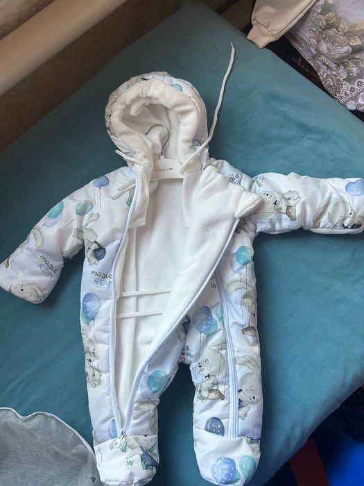 Продам детский комбинезон 0-3 месяц