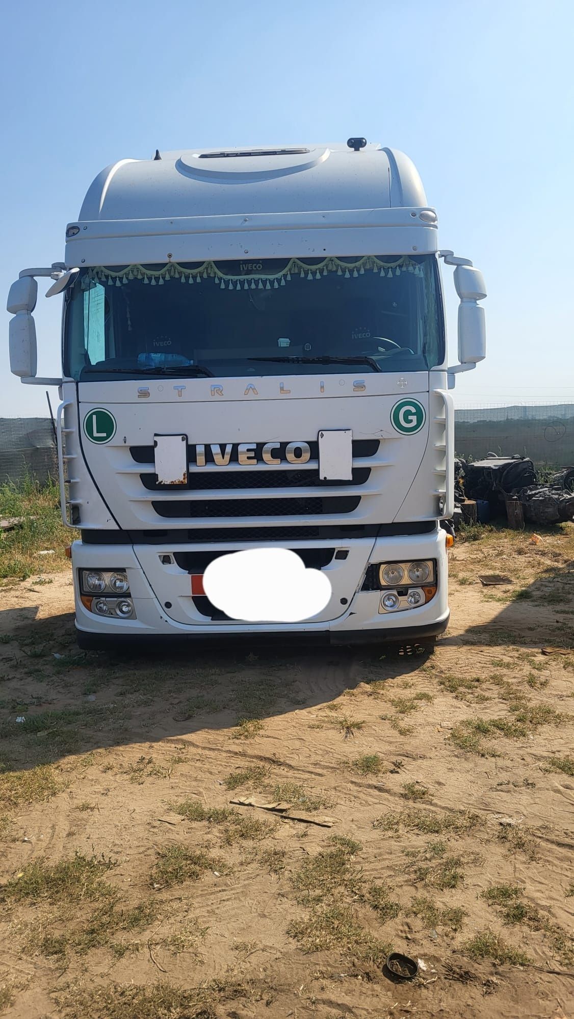 Dezmembrez iveco stralis