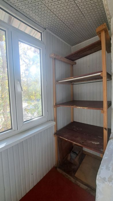 Чирчик шахар 
Троицкий 14-мактаб
#1-хона 3-этаж 
Квартира ижарага б