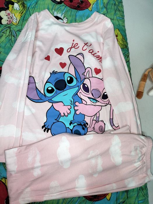 Vând aceste pijamale