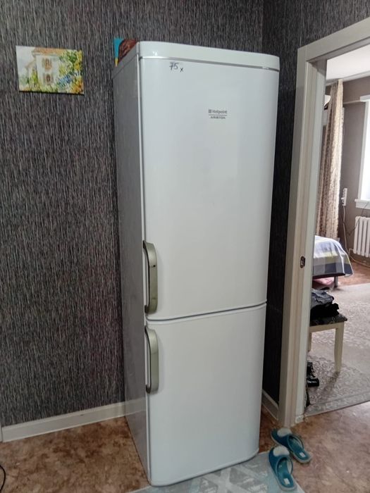 Продам холодильник с доставкой