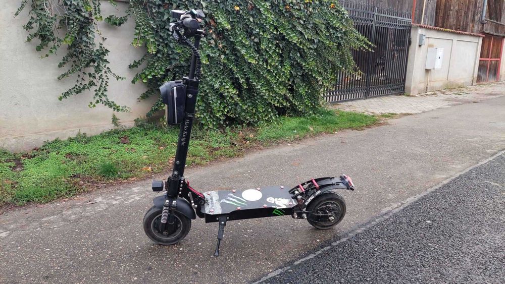 Trotinetă electrică 2000W 70km/h impecabilă