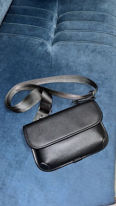 Сумка-барсетка продам