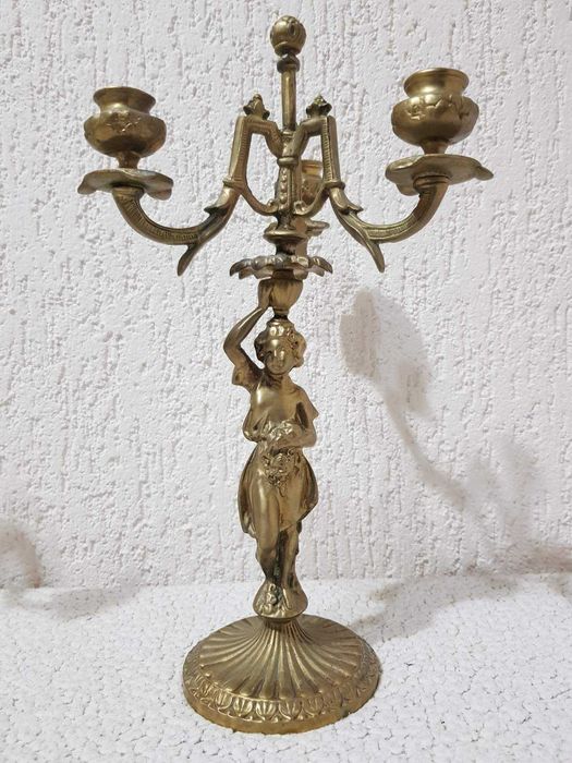 Комплект от два масивни бронзови свещника - свещник