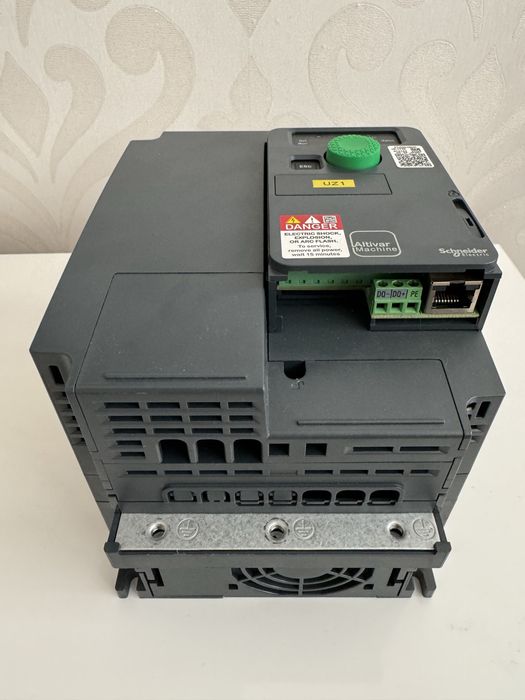 Частотный преобразователь schneider electric на 4 квт