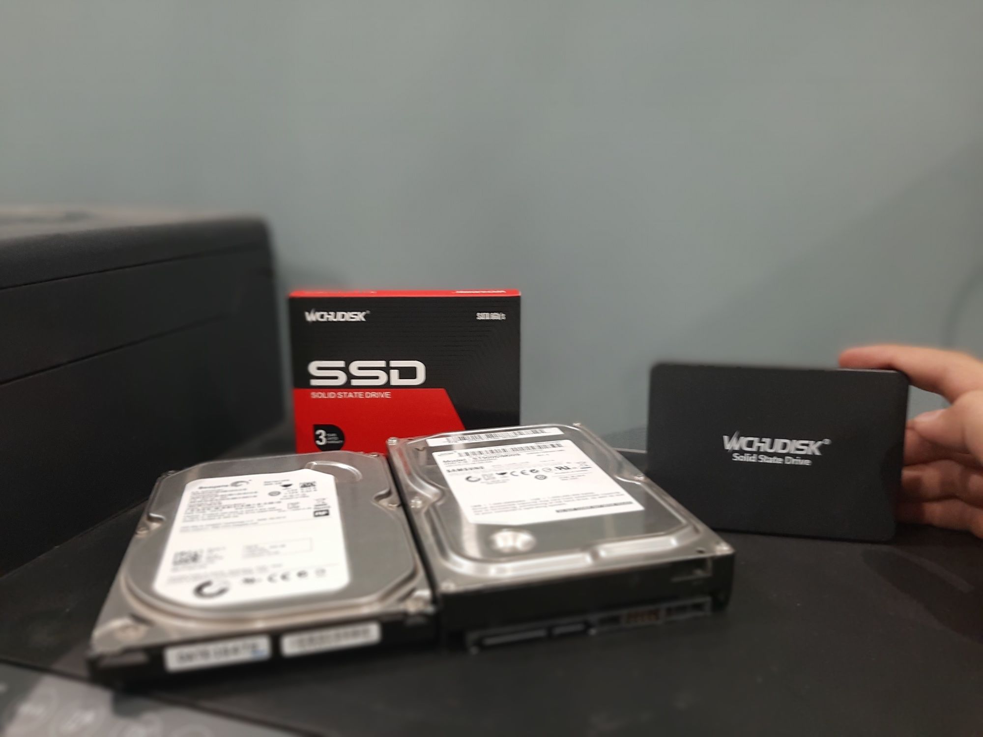 Ssd (256gb) va Hard 500