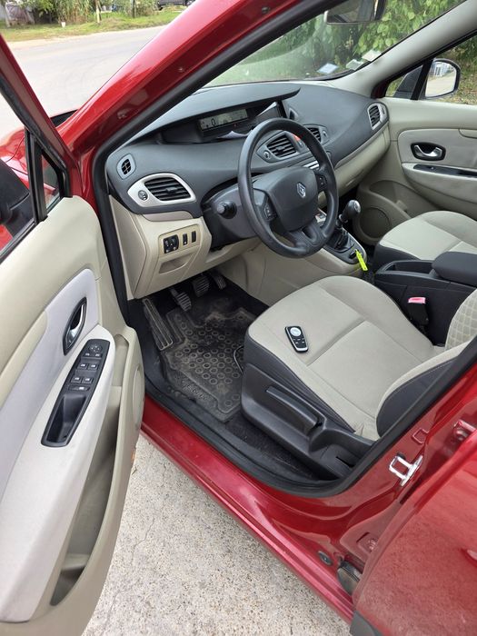 Renault grand scenic 1.4 benzin RAR făcut 7 locuri