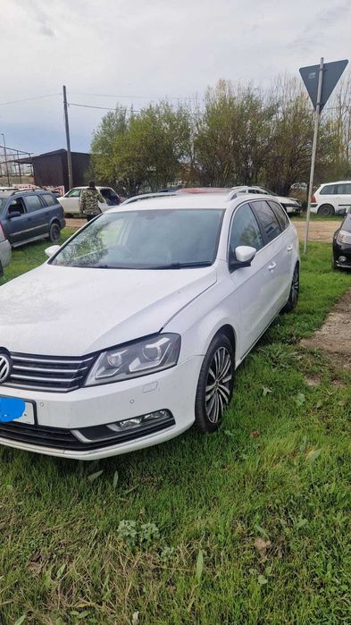 Dezmembrez Volkswagen Passat B7 2012 break 2.0