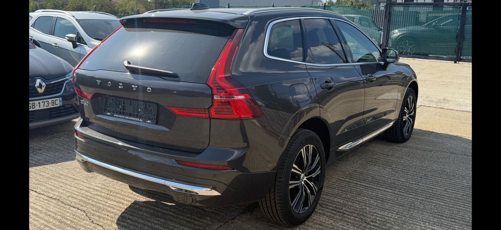 VOLVO XC 60 2022 2.0 197CP 4x4 Automat Camera Head up Ful Led Facelift