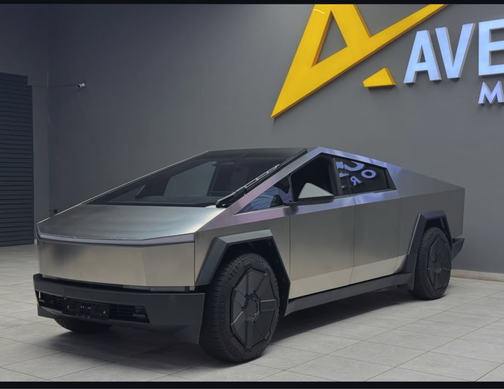 Tesla CyberTruck Cyberbeast наличи Ташкенте