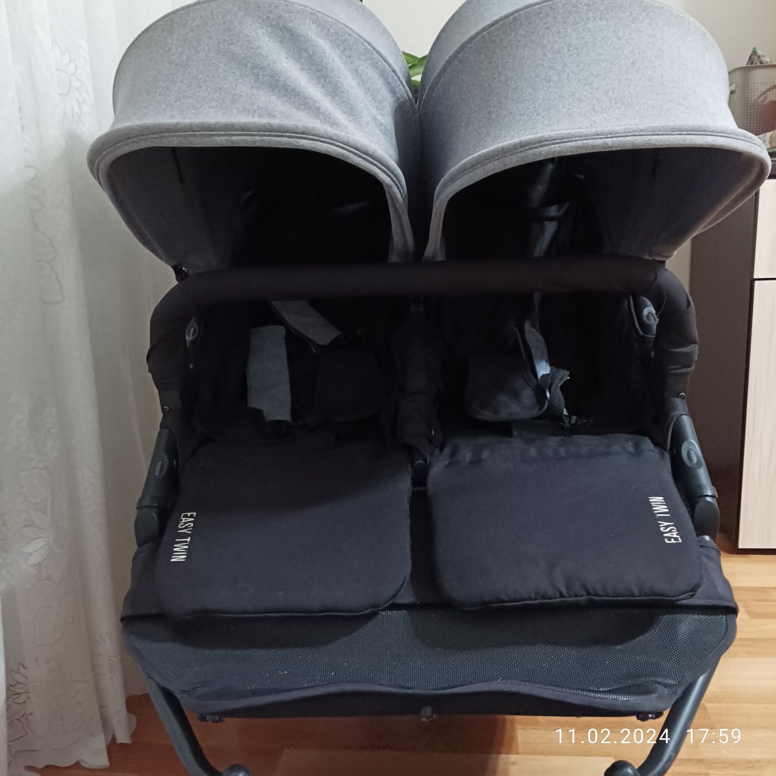 Baby Monsters Easy Twin 3S Light бебешка количка за близнаци