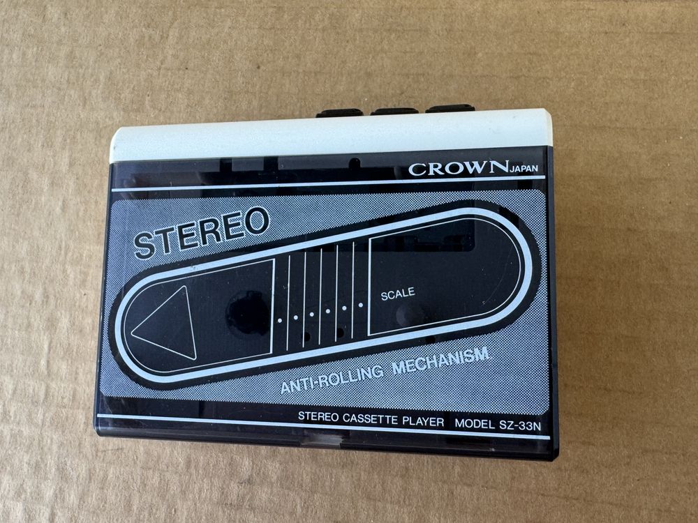 Walkman Aiwa Crown , model SZ-33N , Уокмен Crown SZ-33N