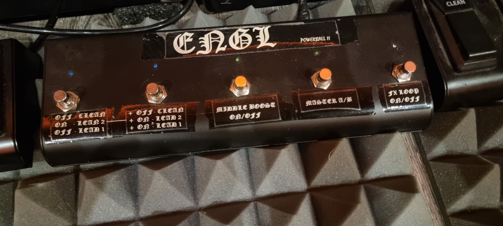 Engl E645II powerball II лампов усилвател 100w  footswitch