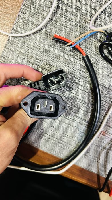 Разьмемы акб, контроллеры