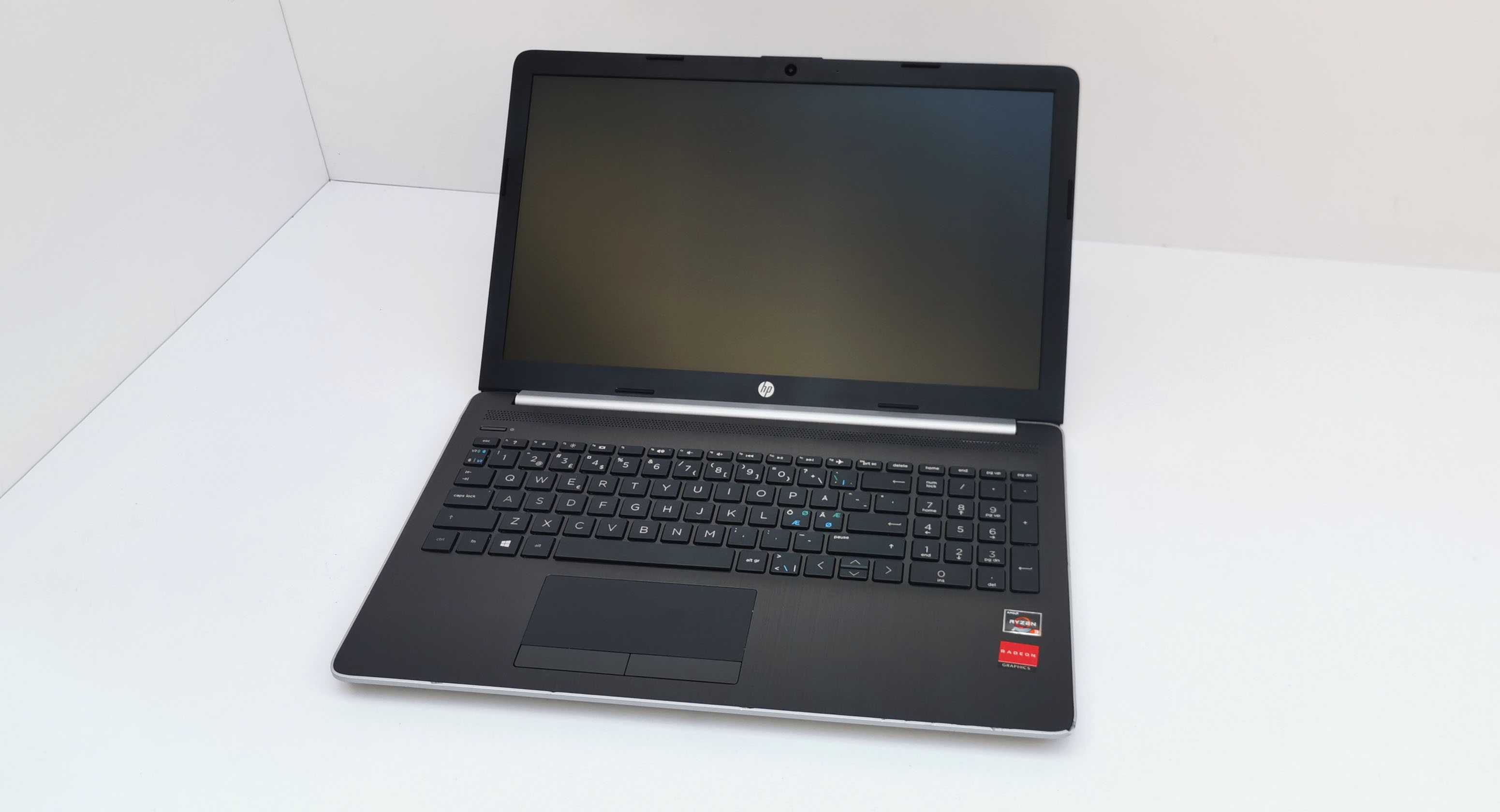 Laptop HP AMD Ryzen 3 3200U AMD Radeon 2 GB 8 GB RAM SSD