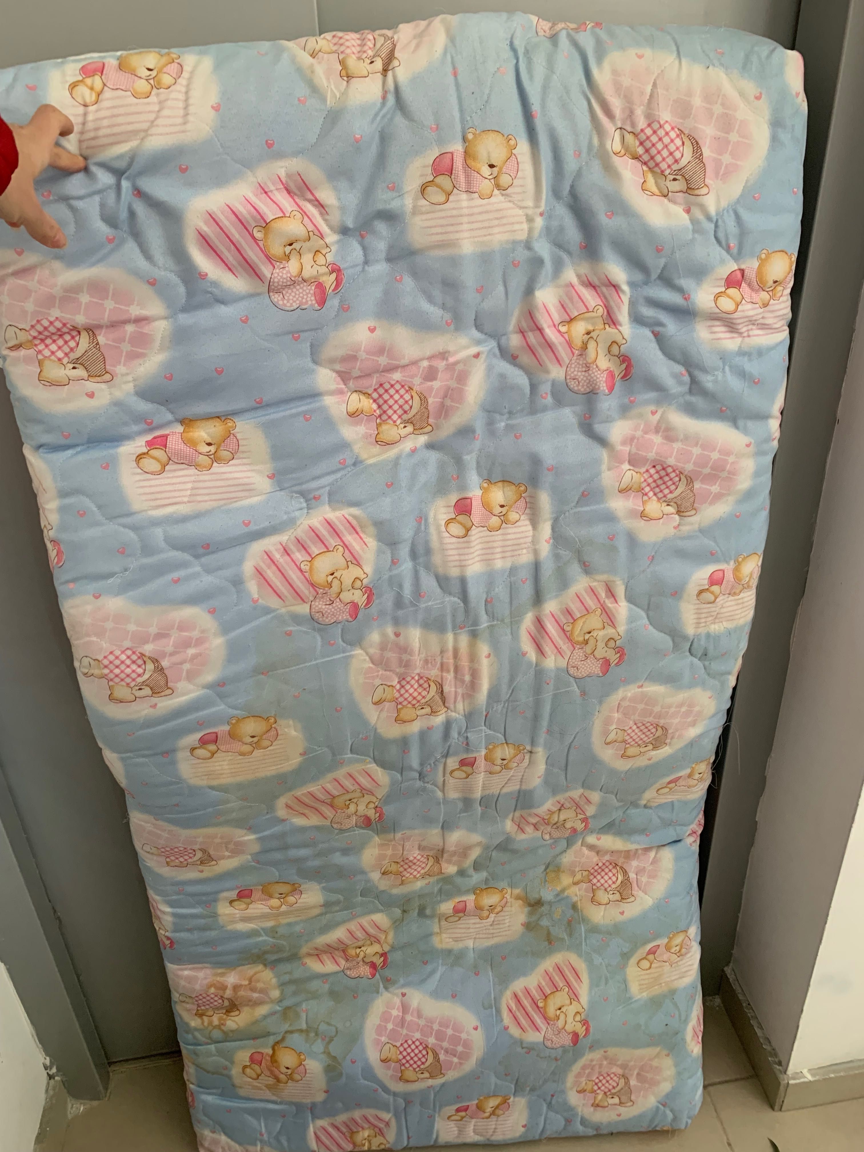 Бебешка кошарка за сън и игра