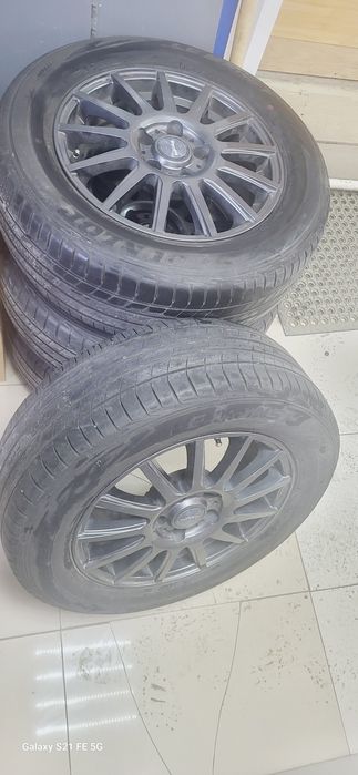 Продам диски с резиной. Лето 215/60/16