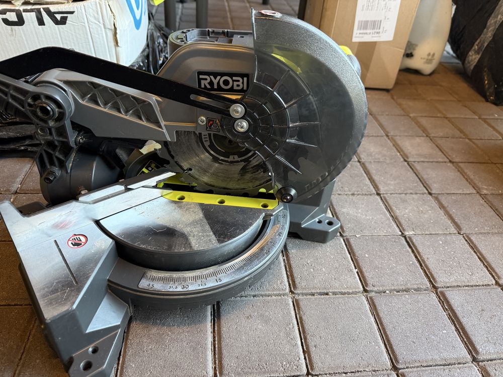 Fierastrau circular stationar, pentru lemn, Ryobi