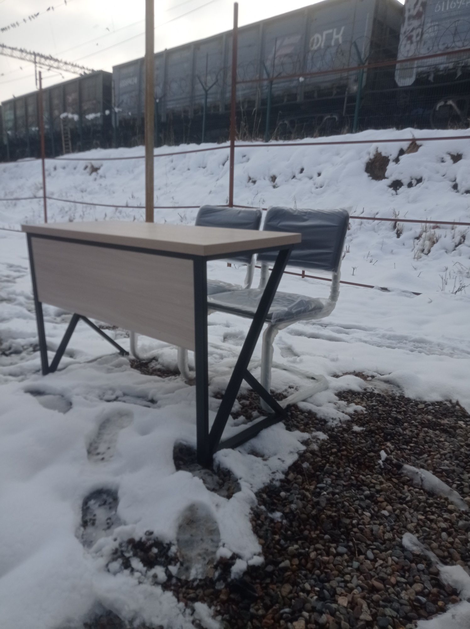 Университетные парты институт школьные в комплекте