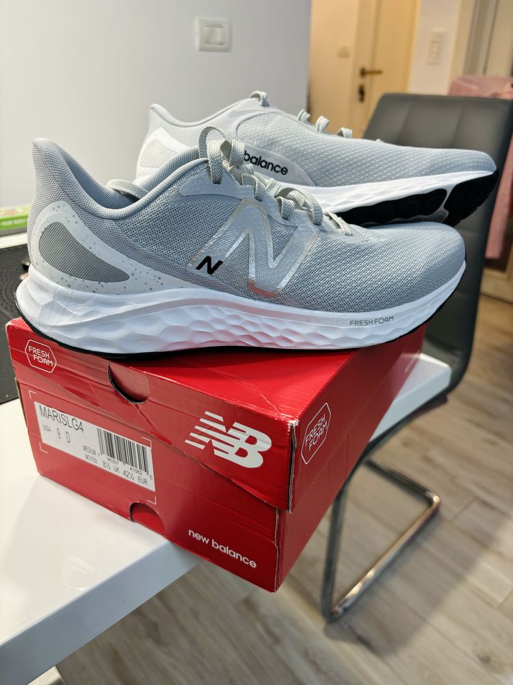 New balance marime 42,5 noi