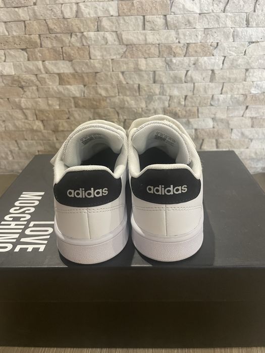 Кожени маратонки Adidas