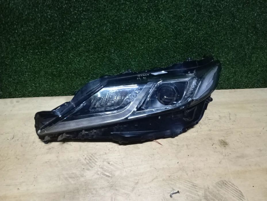 Фара на камри 70