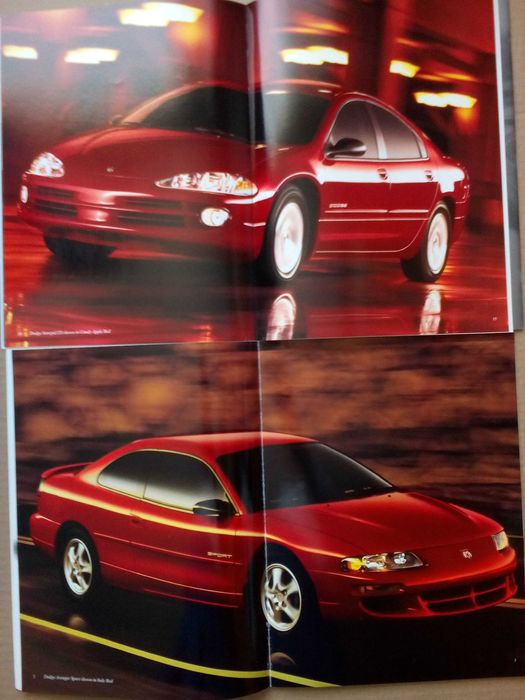 Колекционерски каталози книги списания брошури Dodge Chrysler Ram