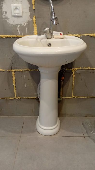 Раковина 7000₸ торг