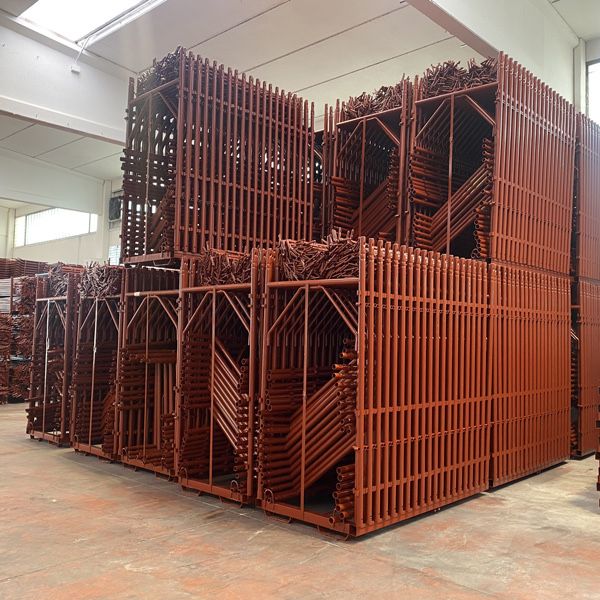 Cofraje doka, placa galbena pentru cofrare, panouri, popi si schele