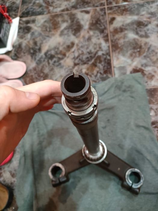 Jug Furcă Inferioară Piaggio X8,X9 Xevo Stare Perfectă Cu Rulment