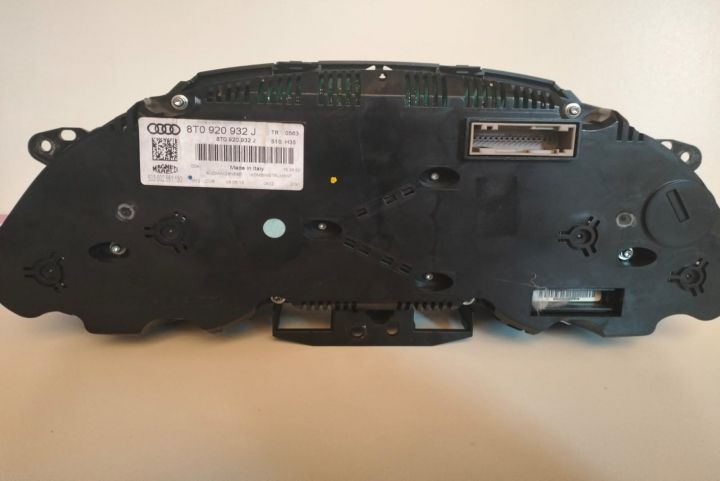 Ceas de bord 8T0920932J Audi A5 8T (facelift) seria