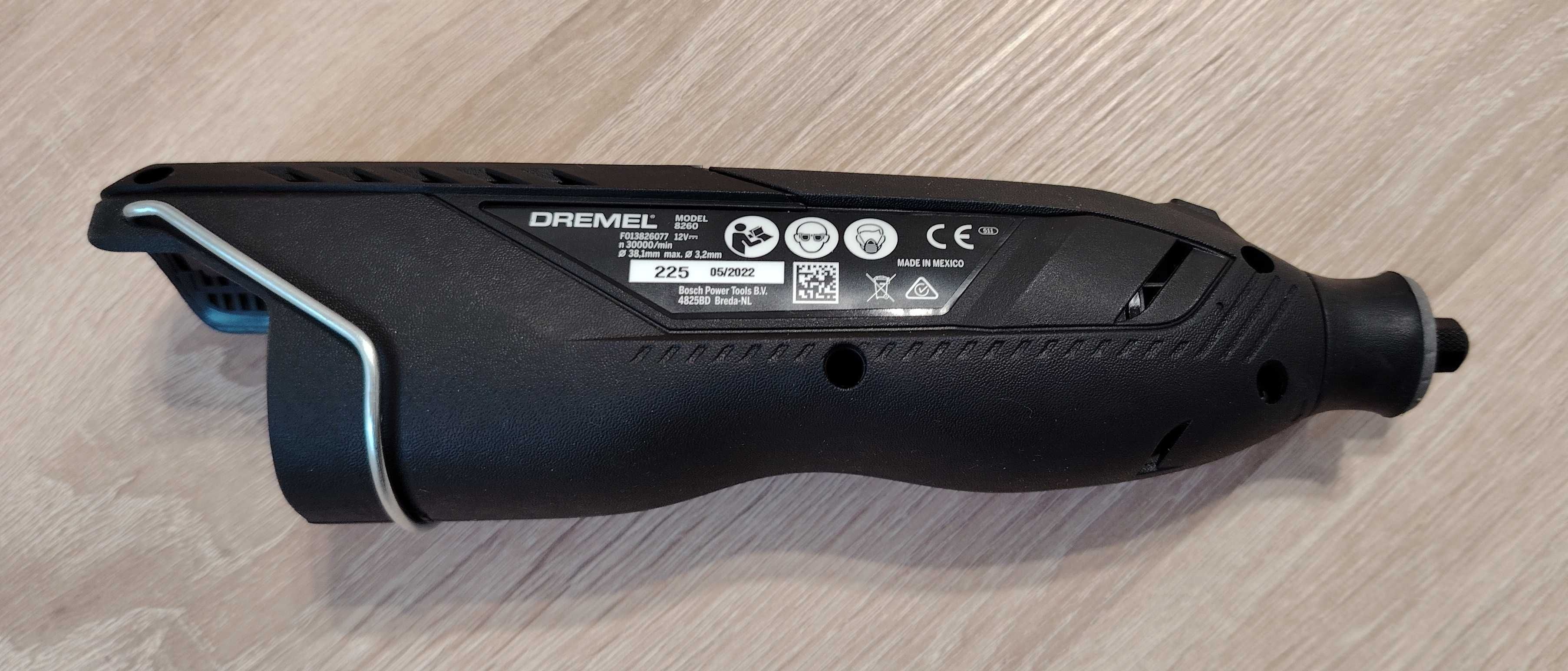 Corp biax multifunctional Dremel 8260 brushless