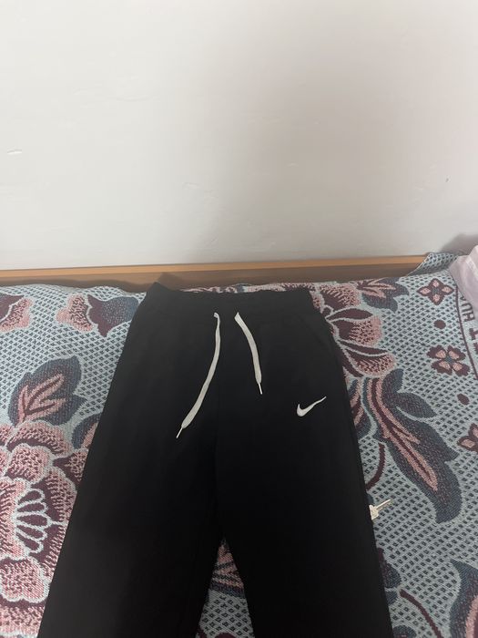 Продам штаны черные