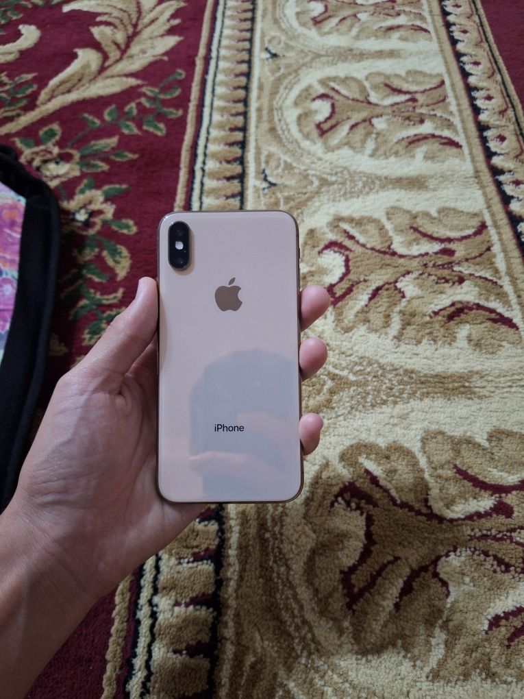 Iphone Xs sotiladi