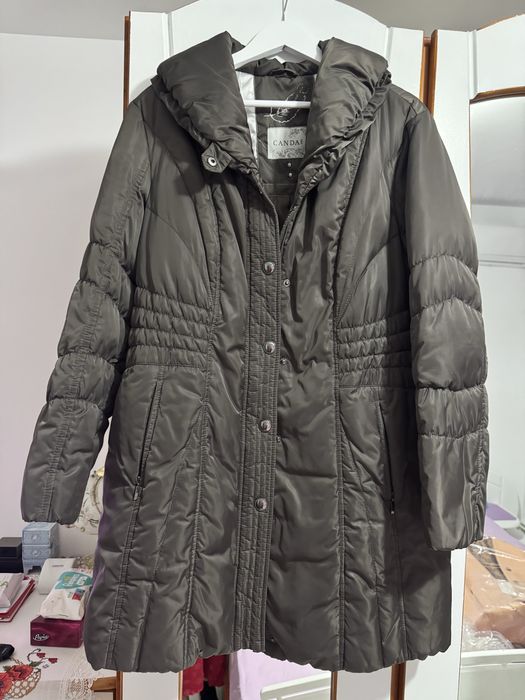 Geaca matlasata cu puf si pene gasca