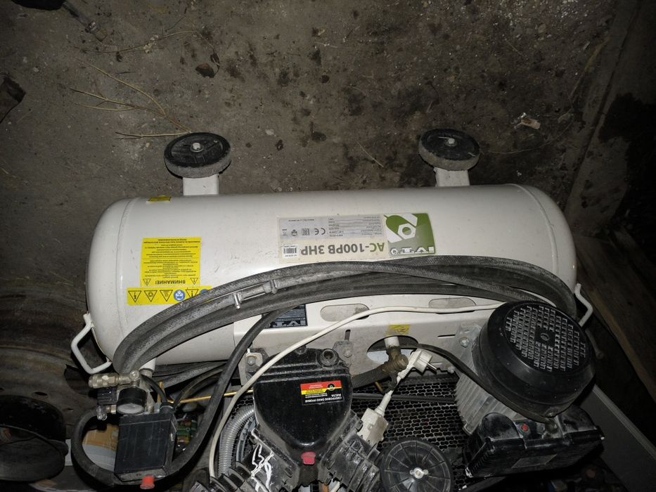 Продам компрессор