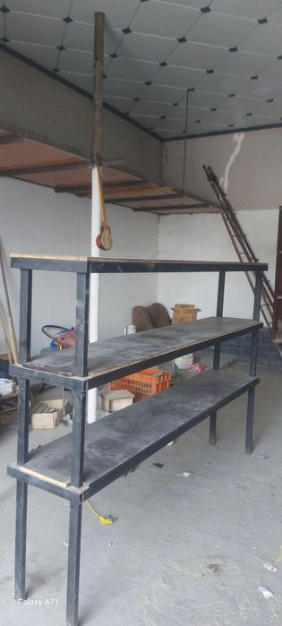 Прилавка металлические