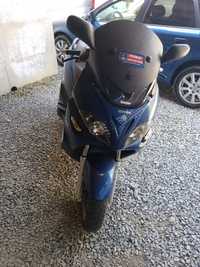 Scuter piaggio x9