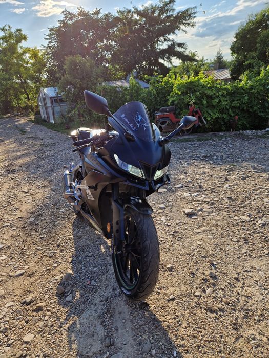Yamaha yzf r 125 2022