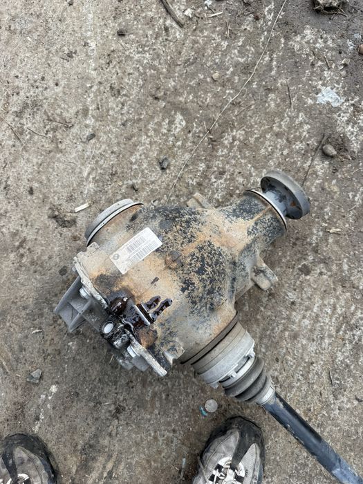 Заден диференциал 3.23 Бмв х3 Е83 (zaden dif bmw x3 e83 3.5)