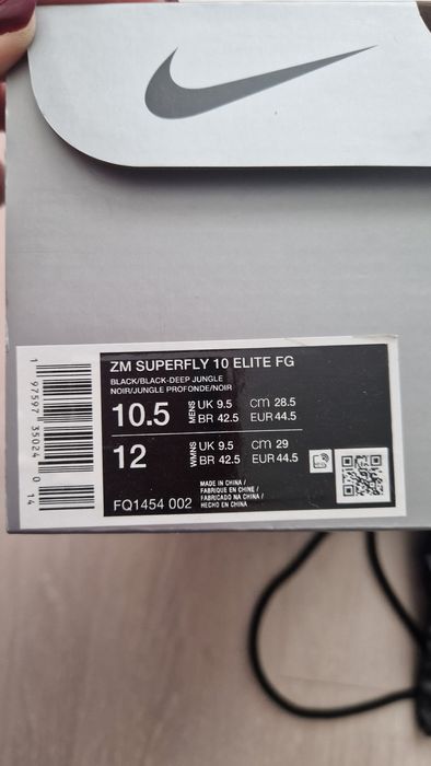 Nike футболни обувки 44,5 номер