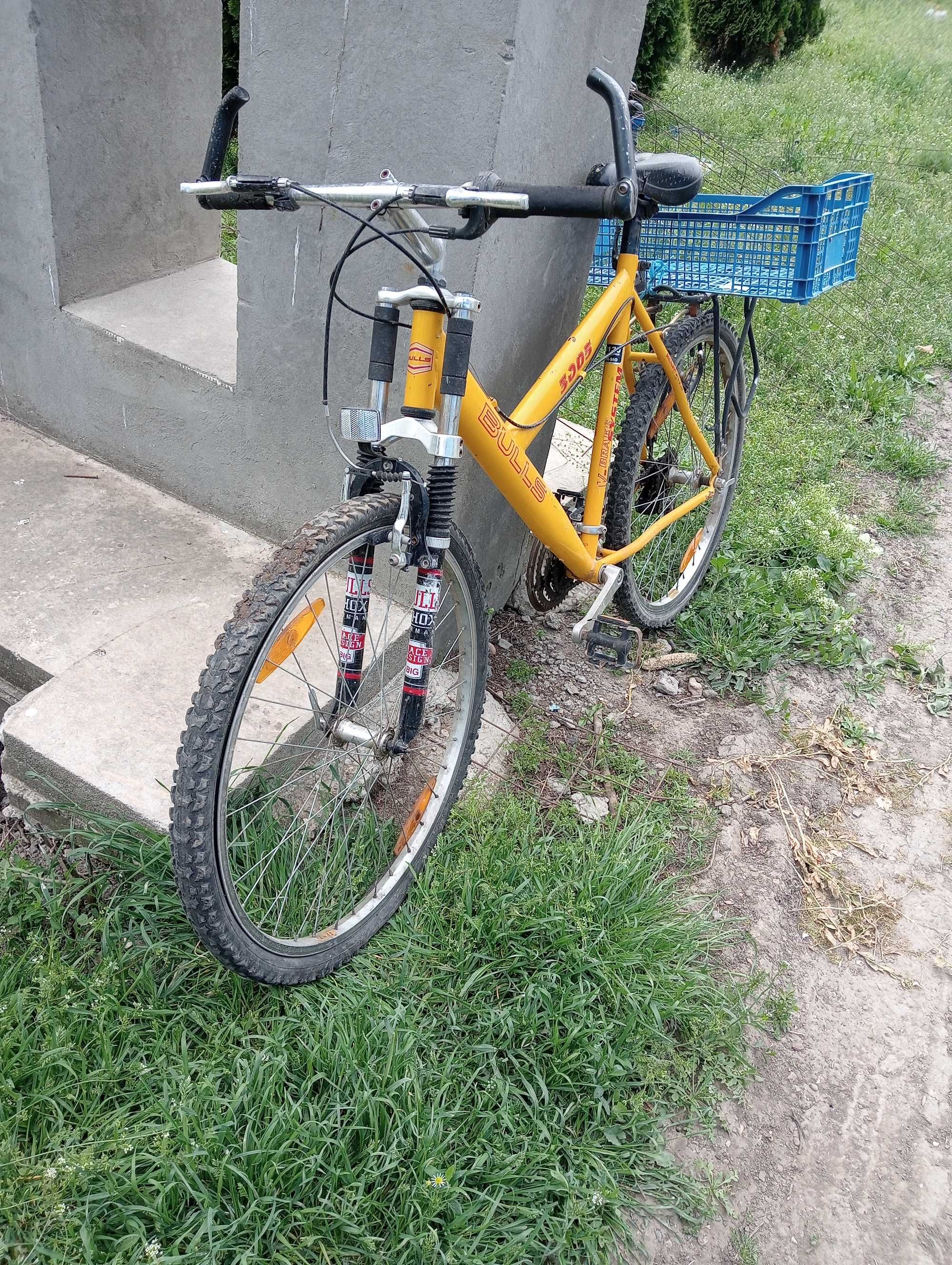 Vând bicicleta preț   250 de lei