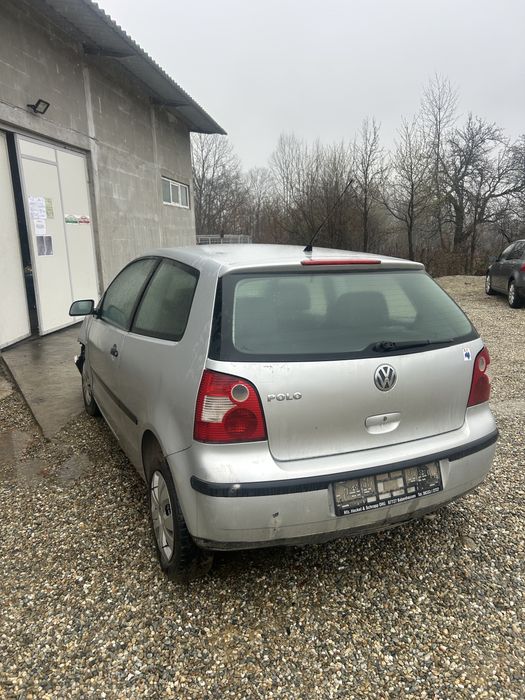 Aripa dreapta usa dreapta usa stanga Vw polo 1.2 benzina