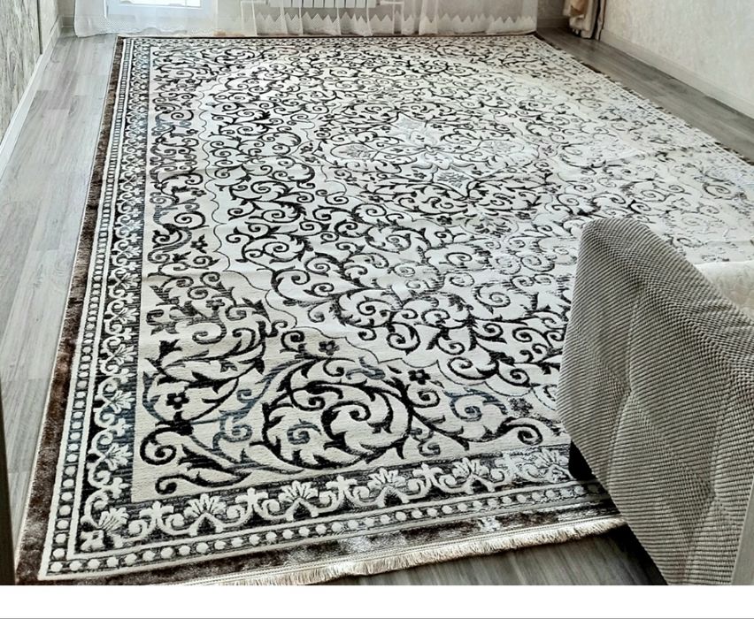 Продам ковер 3*4 и 2,5 *3,5