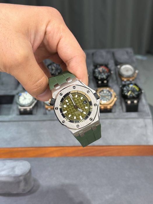 Audemars Piguet.
Люксового качества класса ААА.
• С японским механизмо