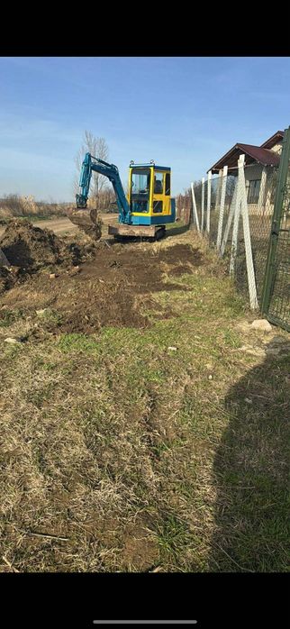 Inchiriez miniexcavator 3,5 tone, basculanta 6,5 tone.
Pentr