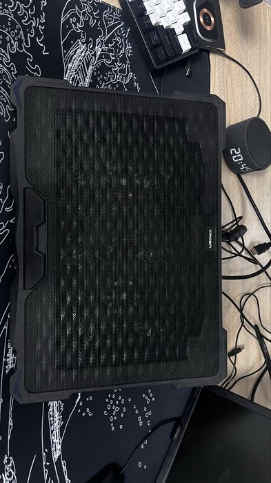 охлаждающая игровая подставка для ноутбука