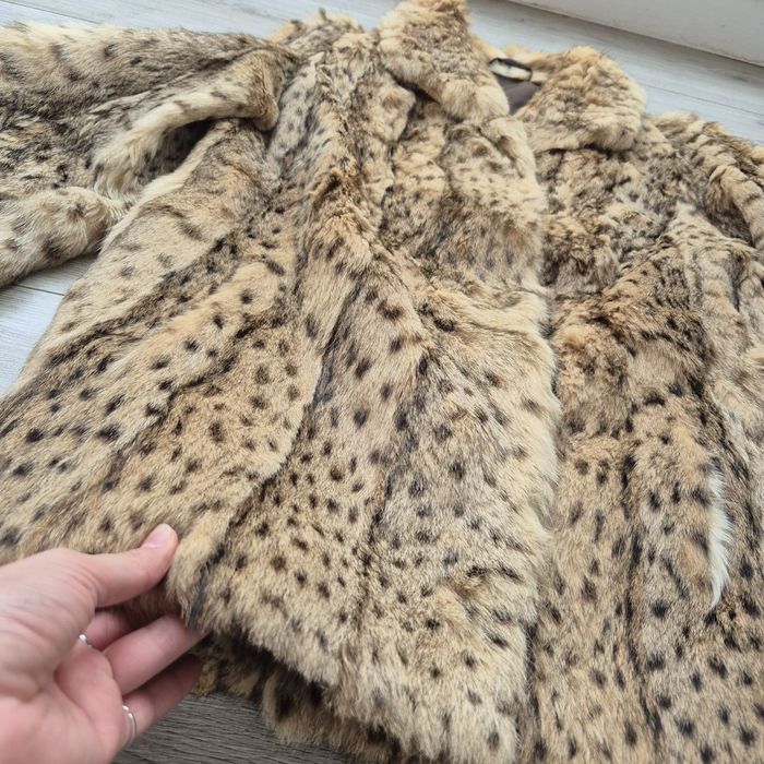 Blana de ocelot scurta