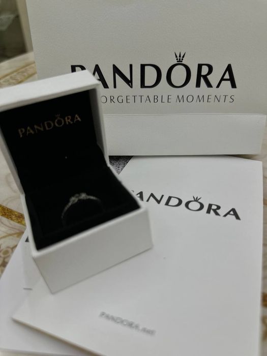 Кольцо белоснежки pandora серебро 925 пробы